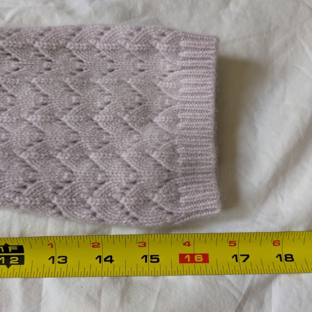 Beth Bowley V-Neck Lavender Cashmere Knit Sweater M - Picture 9 of 9